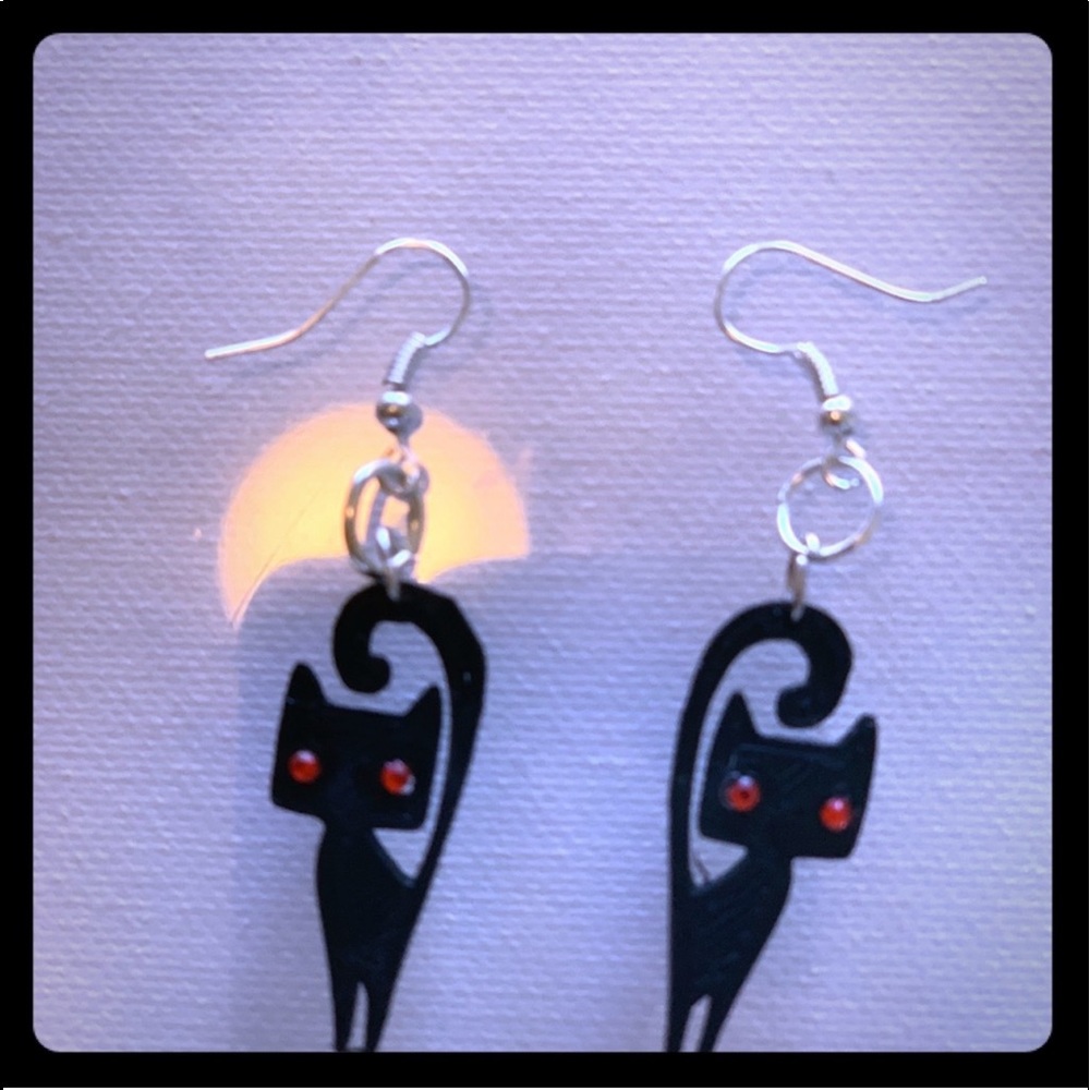 New Black Cat Handmade Artisan 3D Printed S925 Sterling Silver Dangle Earrings - Picture 4 of 7
